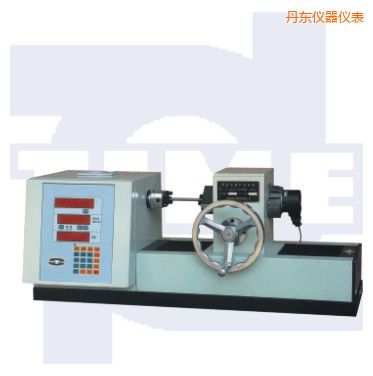 丹東數(shù)顯式扭轉(zhuǎn)試驗(yàn)機(jī)該試驗(yàn)機(jī)