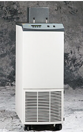 義烏深井臺式恒溫槽