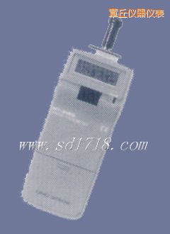 章丘手握數(shù)字轉速表