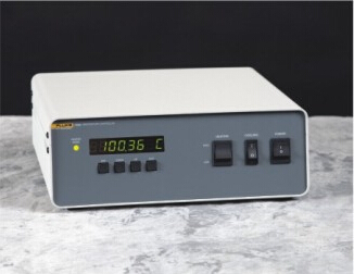 Rosemount 設(shè)計(jì)恒溫槽的控制器